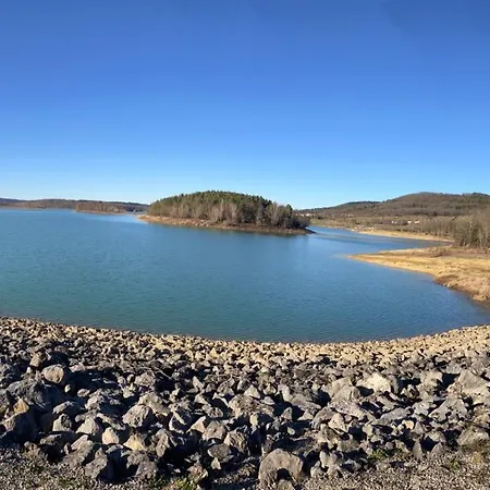 Maison Avec Vue Sur Le De *