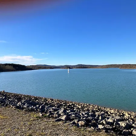 Maison Avec Vue Sur Le De Casa vacanze Montbel (Ariege)